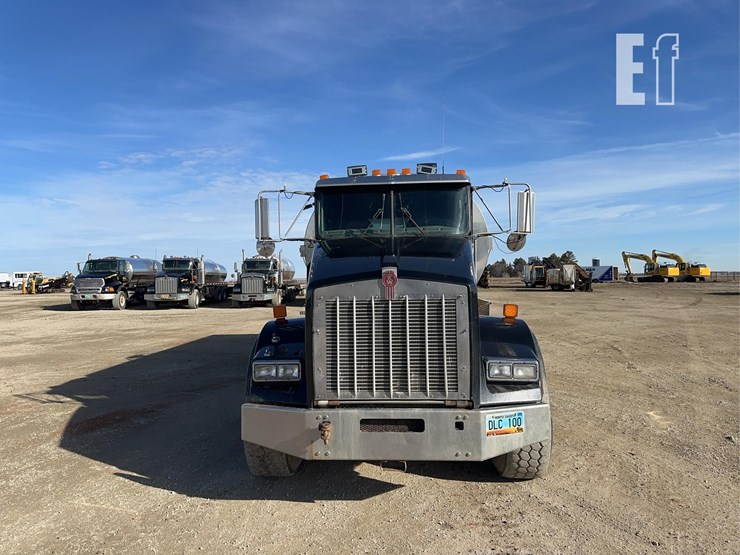 2002-kenworth-t800-image-2