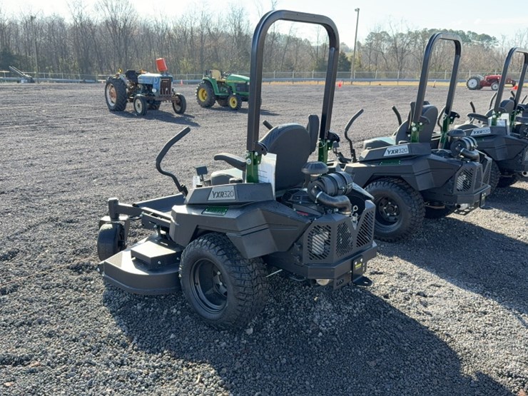 #4046-•-yakta-yxr-320-zero-turn-mower-image-10