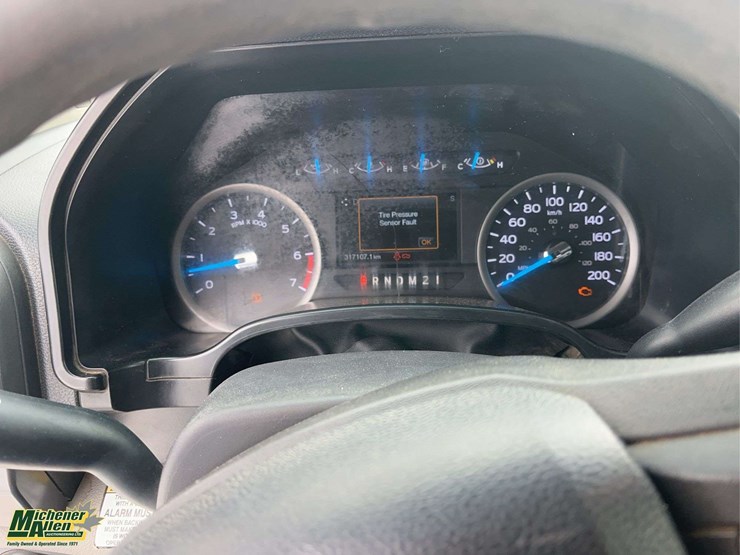 2017-ford-f350-image-17