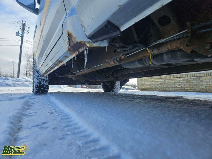 2012-dodge-1500-image-10