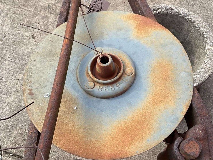 john-deere-12-image-21