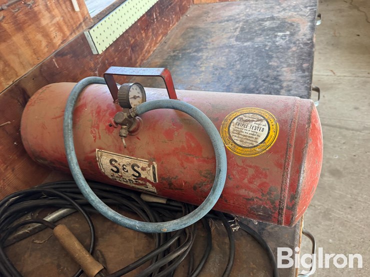 welder/charger-&-accessories-image-15