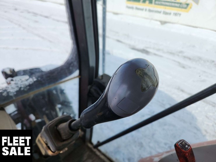 2005-kubota-m105x-image-8