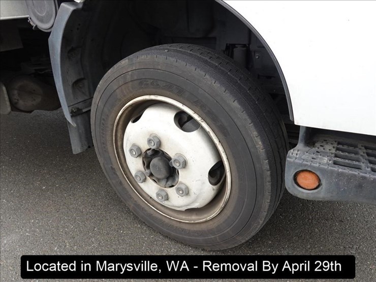 2018-hino-195-image-19