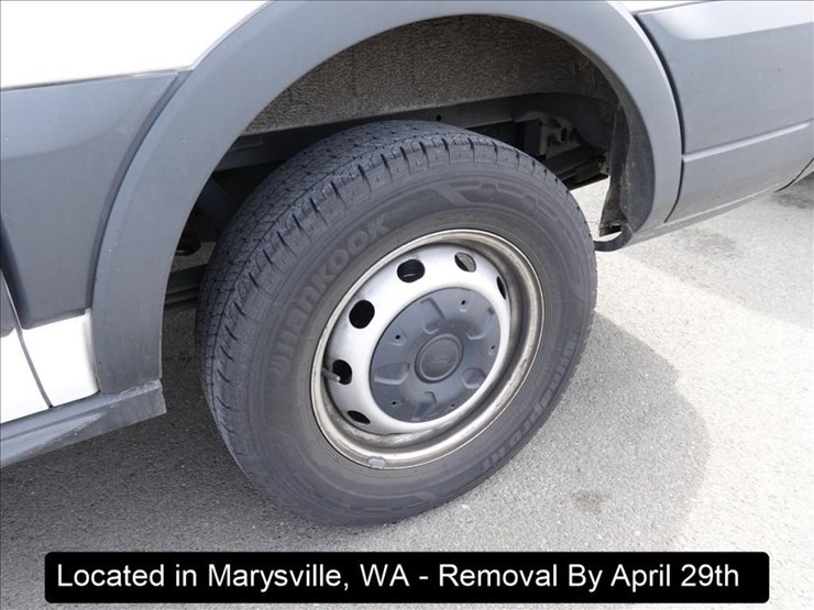 2015-ford-transit-image-15