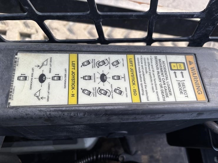 2019-bobcat-t590-image-22