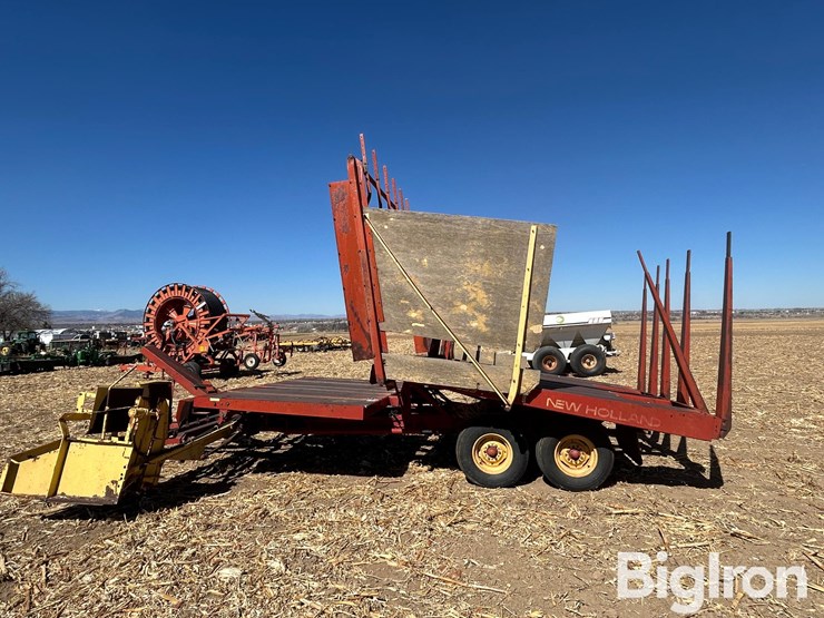 new-holland-1033-image-8