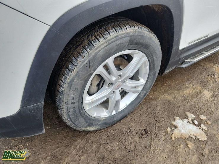 2018-gmc-terrain-sle-image-28