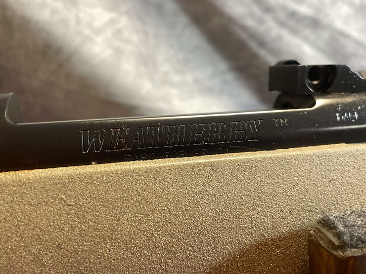 #10137-•-weatherby-vangaurd,-7mm-rem-mag-bolt-action-rifle,-sn:-vb065127-image-15