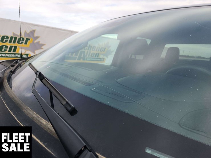 2023-chevrolet-silverado-1500-image-33