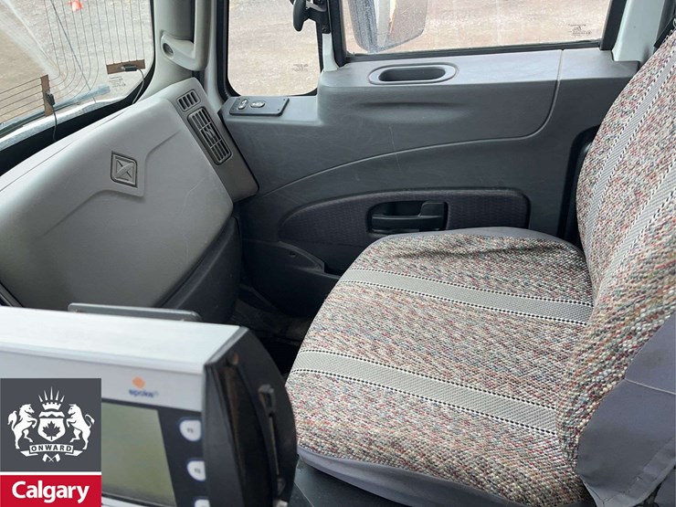 2019-international-workstar-7400-image-19