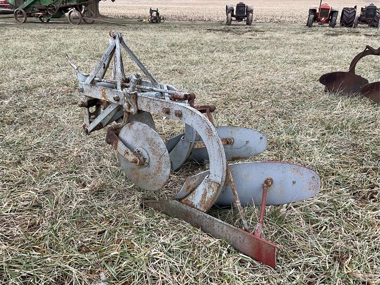 two-bottom-fordson-plow-image-5