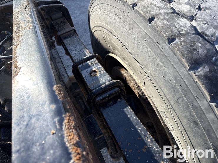 2011-hino-338-image-19