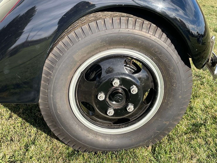 1939-ford-truckstell-sleeper-cab-semi-image-24