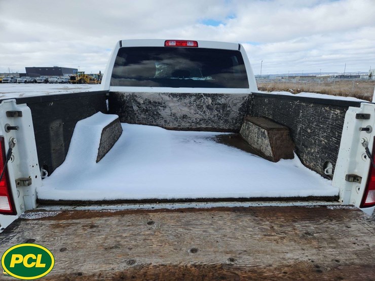 2017-dodge-1500-image-16