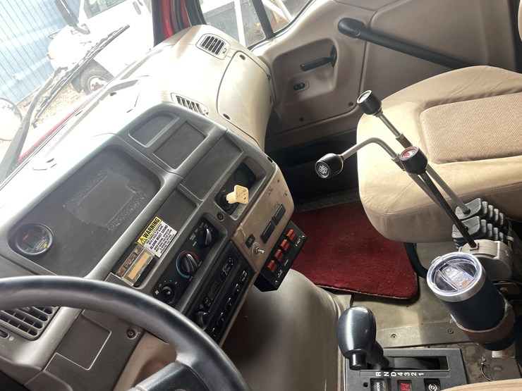 #212-•-2005-sterling-dump-truck-(has-mn-title)-(mora,-mn)-image-32