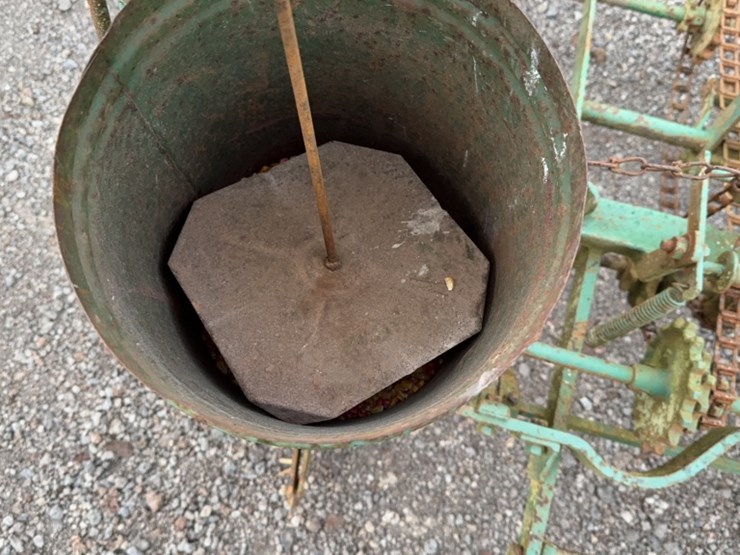 3-john-deere-2-image-2