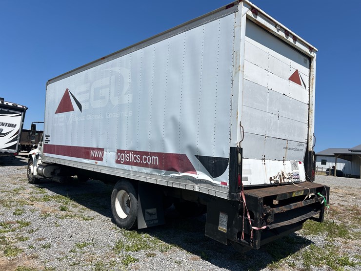 2008-international-durastar-4300-image-6