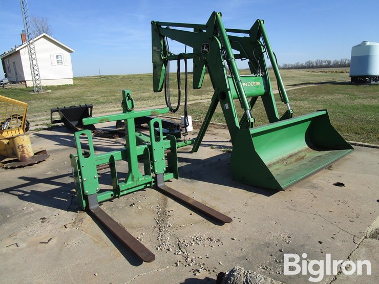 john-deere-740-image-3