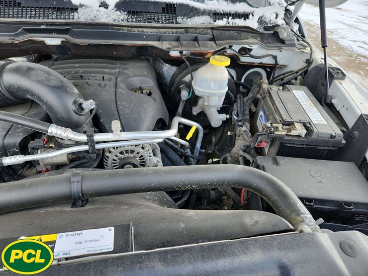 2017-dodge-1500-image-28