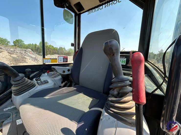 2021-deere-60g-image-51