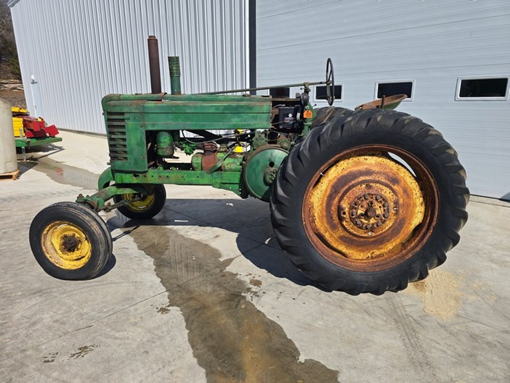 john-deere-model-a-image-2