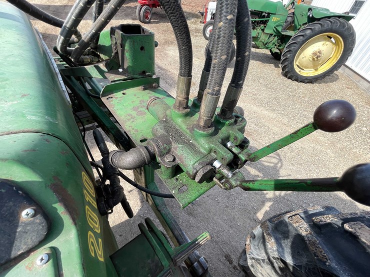 2010-john-deere-2010-image-39