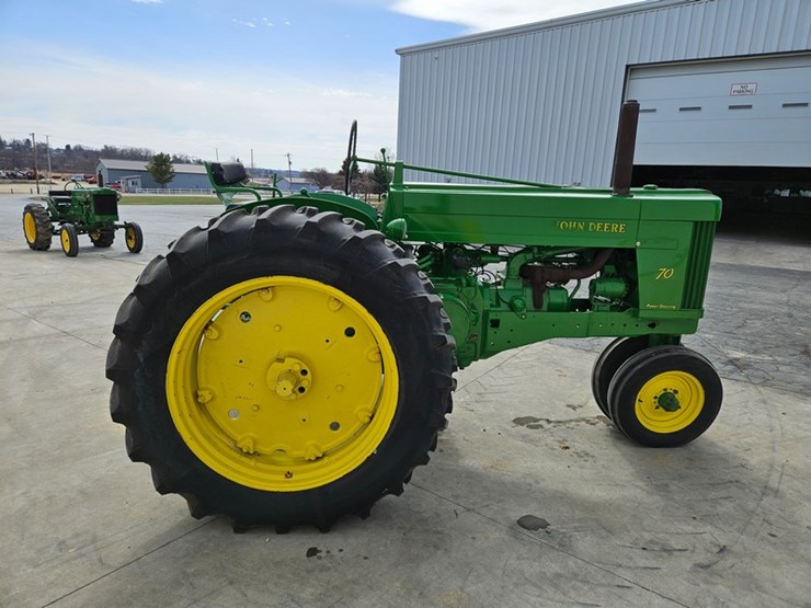 1955-john-deere-70-image-6