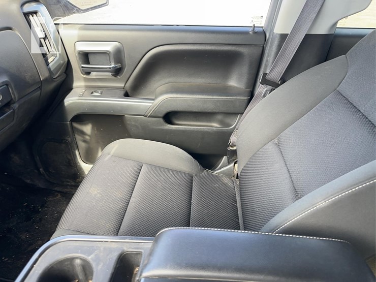 2015-chevrolet-silverado-1500-image-12