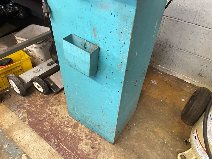 #2511-•-ruoff-notcher-(columbia-heights,-mn)-image-2