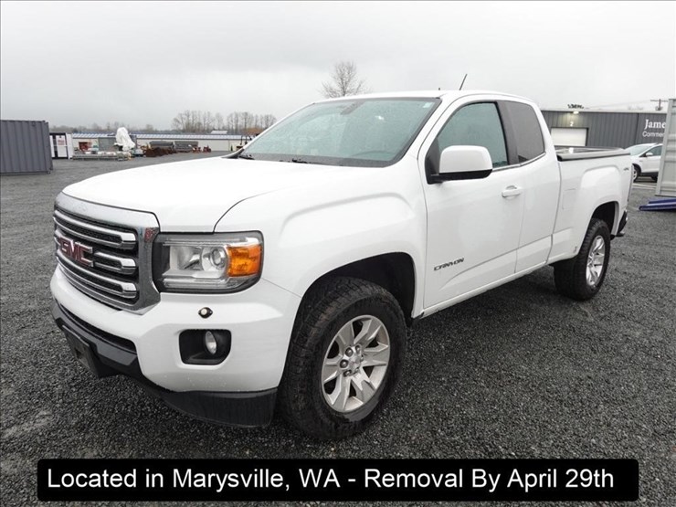 2017-gmc-canyon-image-1