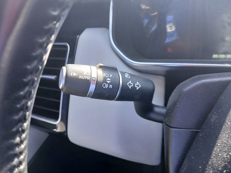 2016-land-rover-range-rover-image-49