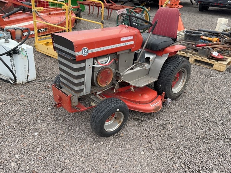 massey-ferguson-12-image-1