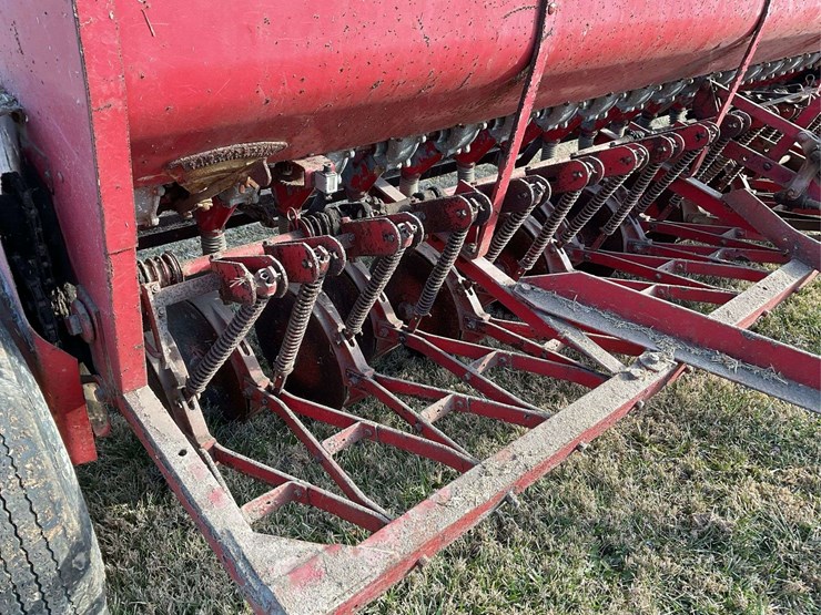 massey-ferguson-33-image-23