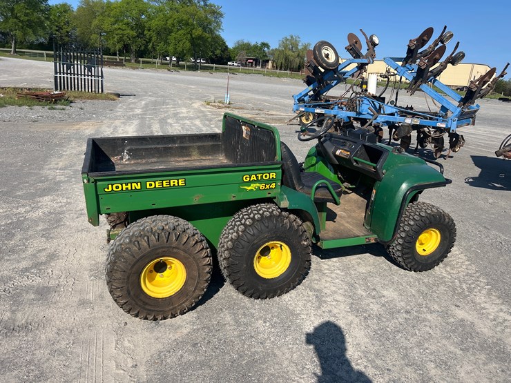 john-deere-gator-image-4