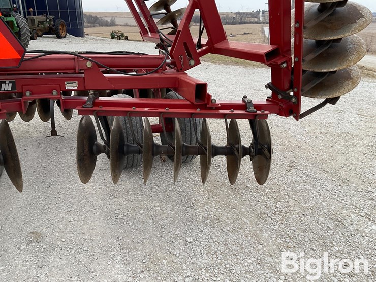 case-ih-3950-image-19