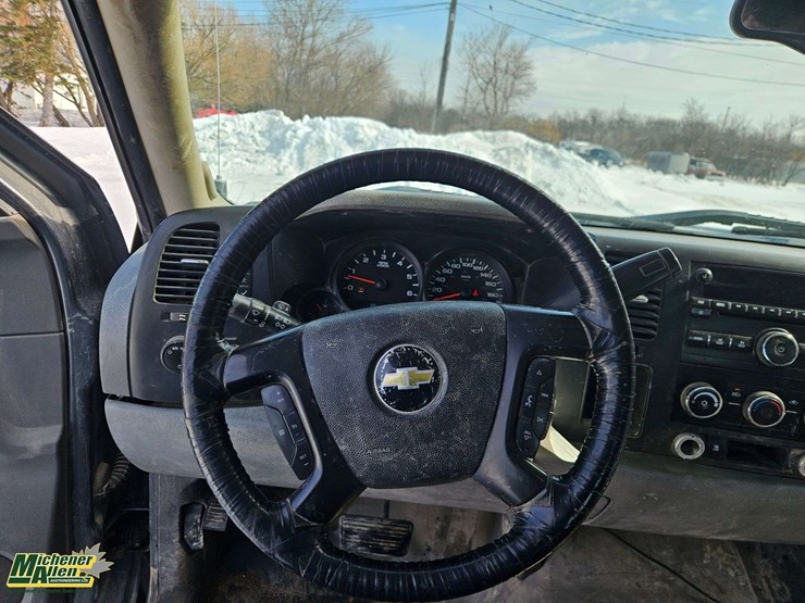 2011-chevrolet-silverado-1500-image-20