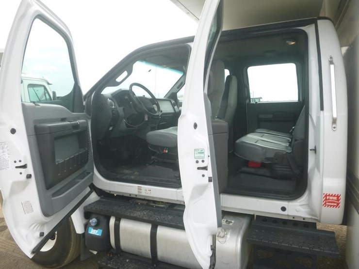 2016-ford-f650-xlt-image-10