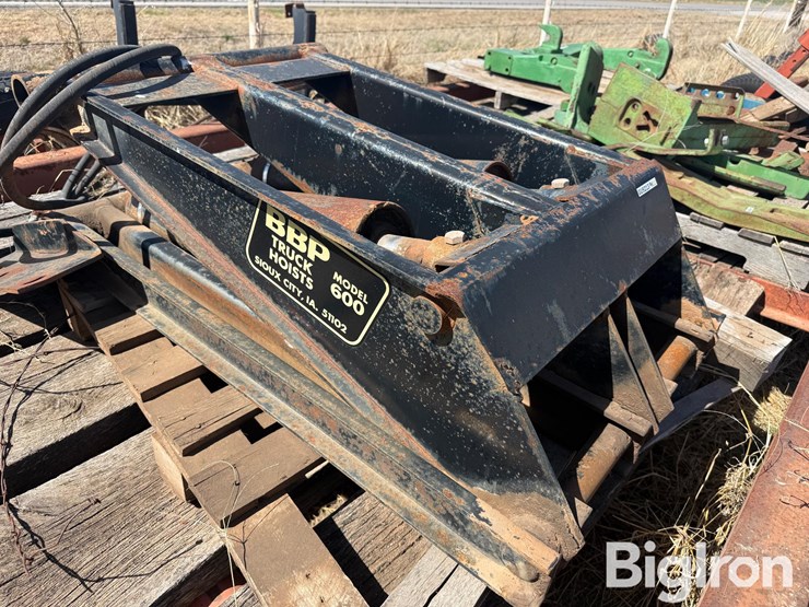 bbp-600-truck-hoist-image-3