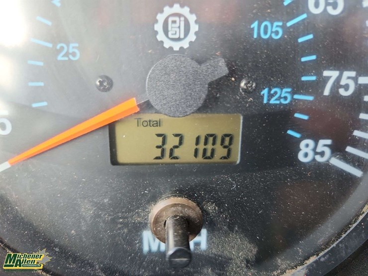 1998-mack-ch613-image-28