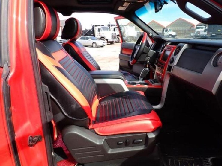 2010-ford-f150-raptor-image-21