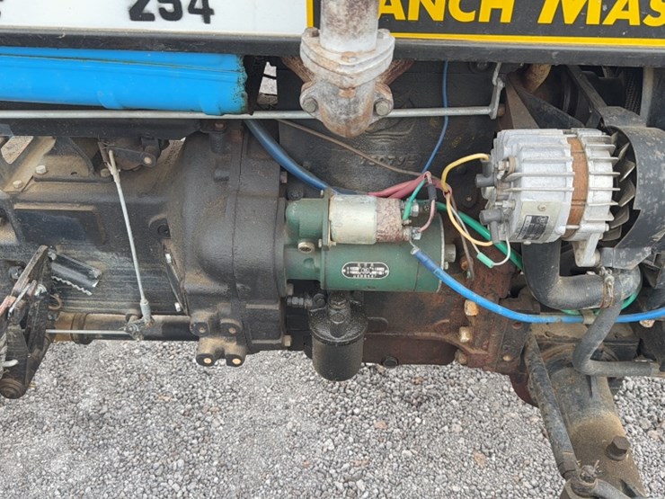 #3065-•-ranch-master-254-tractor-image-6