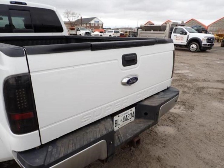 2015-ford-f450-lariat-image-41