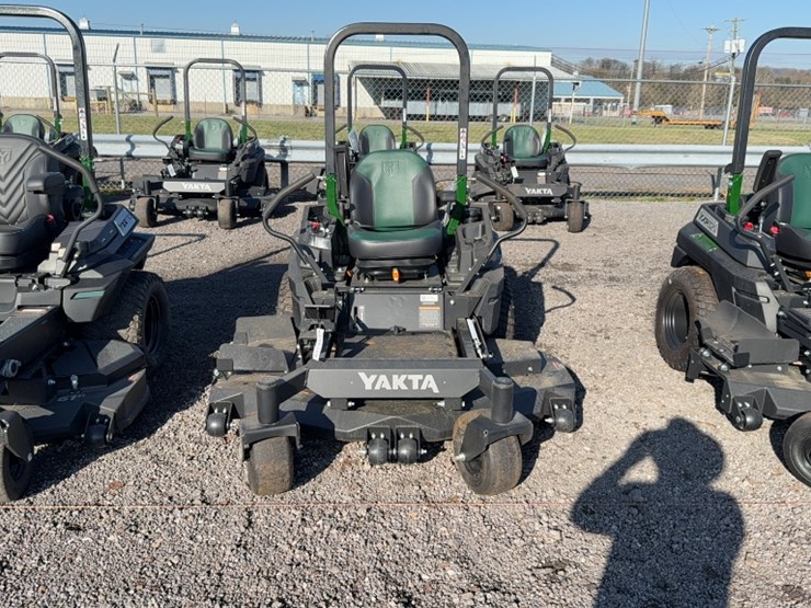 #4050-•-yakta-yxr-320-zero-turn-mower-image-2