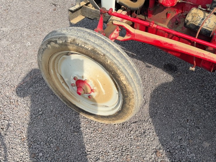 ford-tractor-image-16