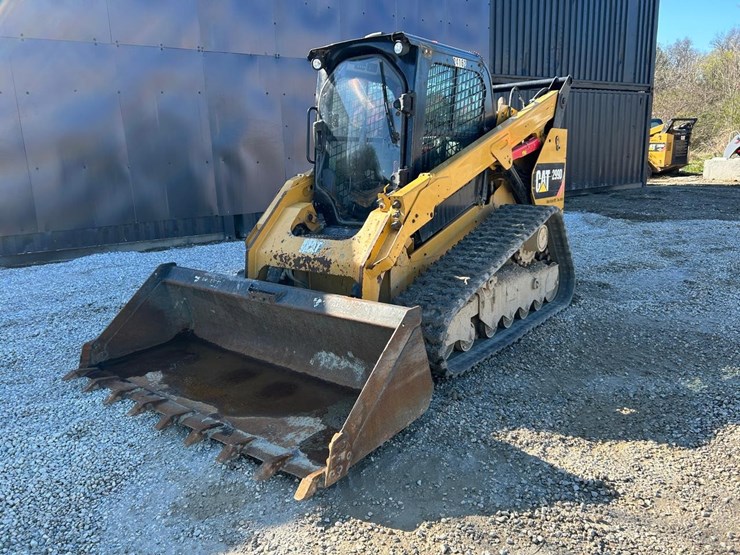 2015-caterpillar-299d-image-8