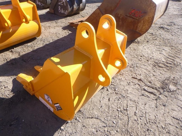 caterpillar-305-image-4