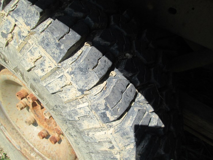 1996-gmc-2500-image-14