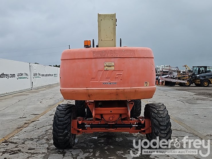 2007-jlg-800s-image-16