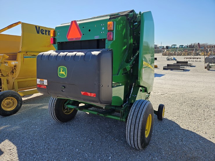 2020-john-deere-450m-image-10